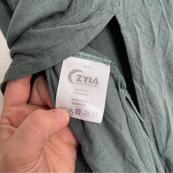Zyia finesse athletic tank top in Olive Green Size Medium - Picture 14 of 14